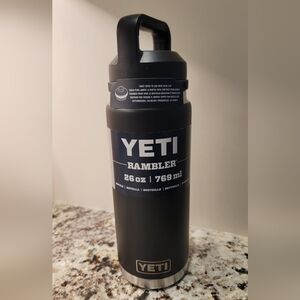 Yeti Rambler 26 oz Insulated Bottle - Black